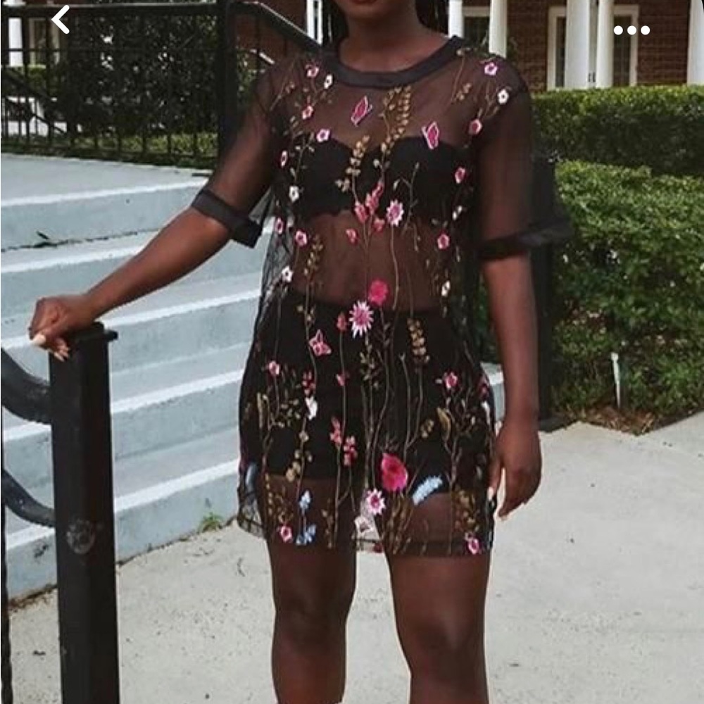 Black floral mesh fashion nova top